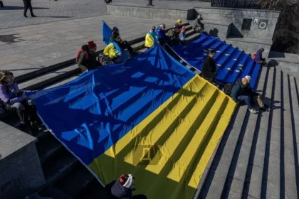 Флаги України та ЄС на Потьомкінській сходах в Одесі