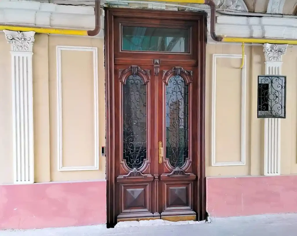 Відновлення дверей будинку Клеймана в Одесі: історія та деталі