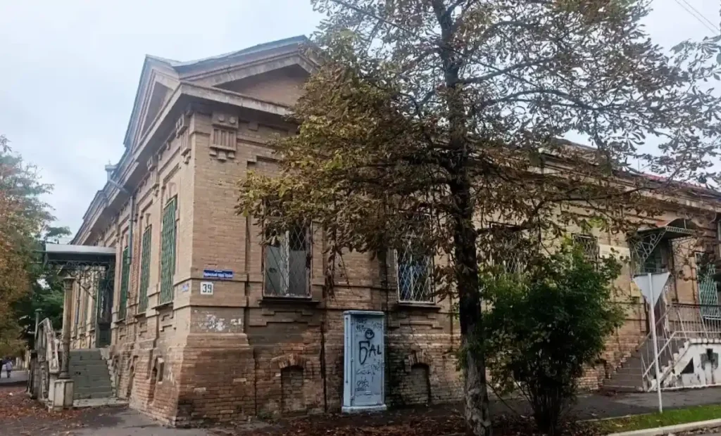 Ізмаїльський головпоштамт: історичну будівлю продано на аукціоні