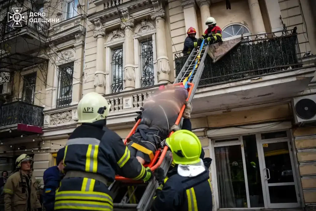 Трагедія в Одесі: обвал балкона спричинив загибель людини