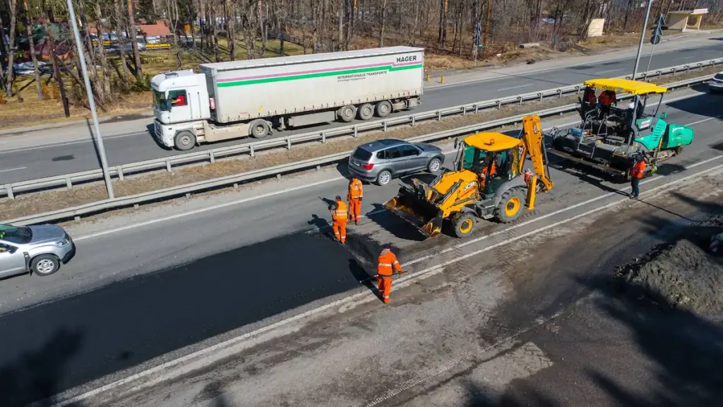 Ремонт траси Київ–Одеса триває: завершення до кінця березня