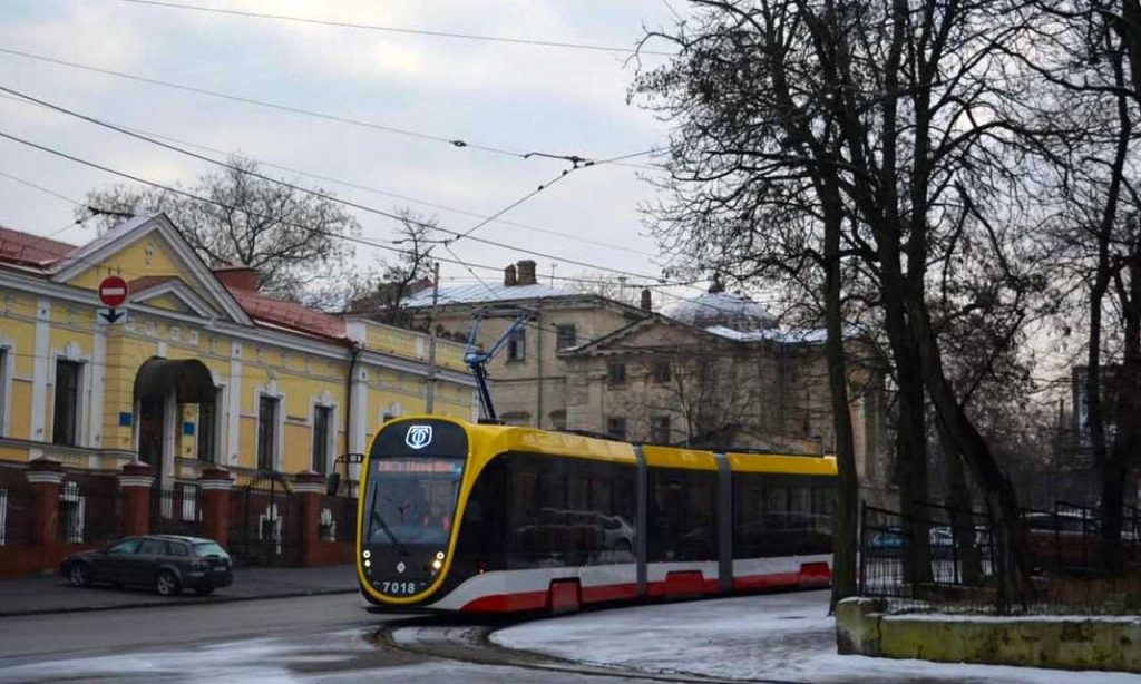 Відключення електроенергії в Одесі: зміни в роботі транспорту