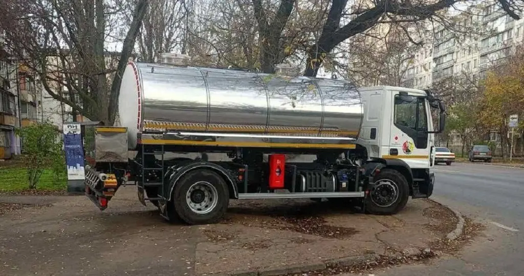 Відключення води в Одесі: адреси підвозу технічної води