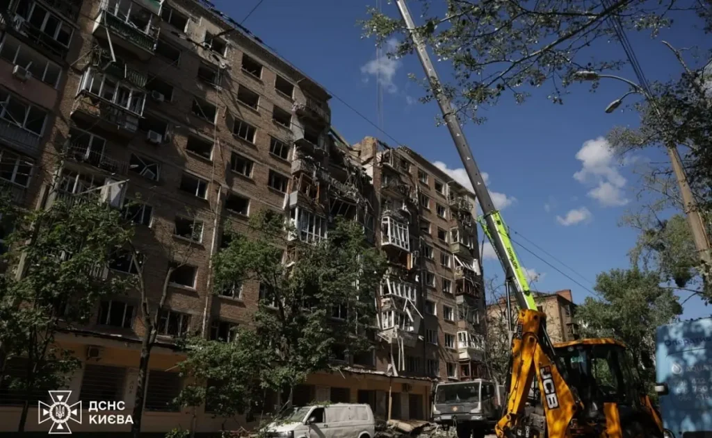 Масштабна атака РФ по Україні: оборона вразила флот агресора
