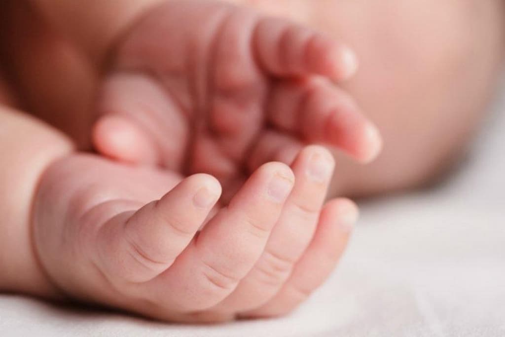 Трагічна знахідка в Ізмаїлі: тіло немовляти виявлено в квартирі